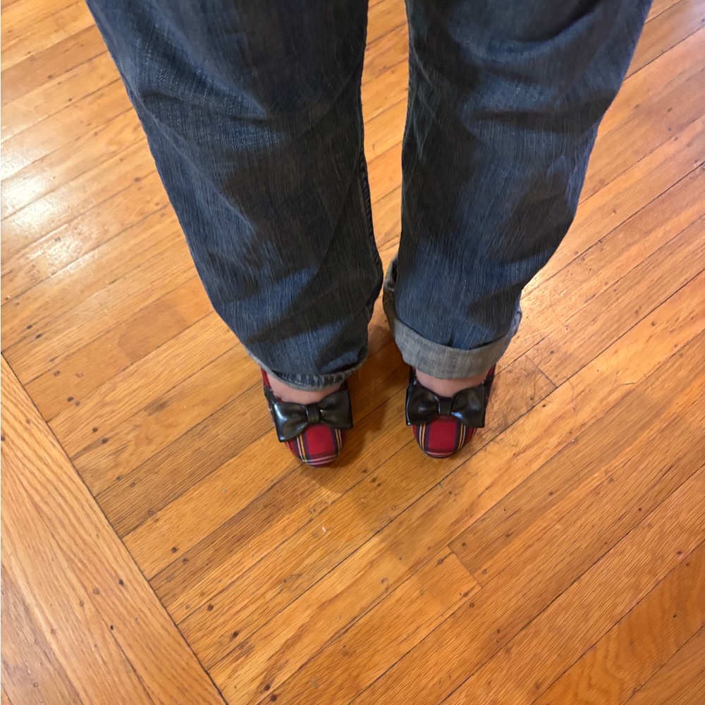 Chic Bow Flats with Red and Black Stripes